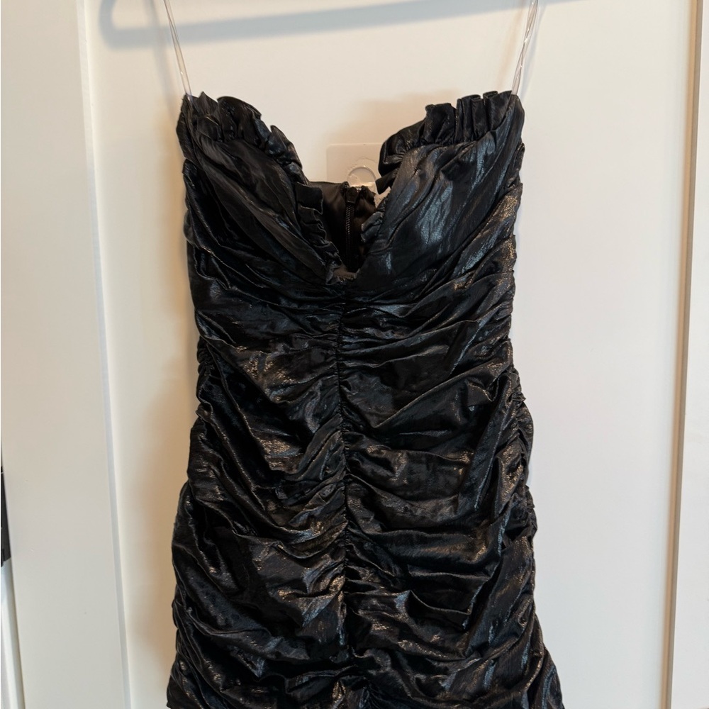 Chic Black Ruched Midi Dress